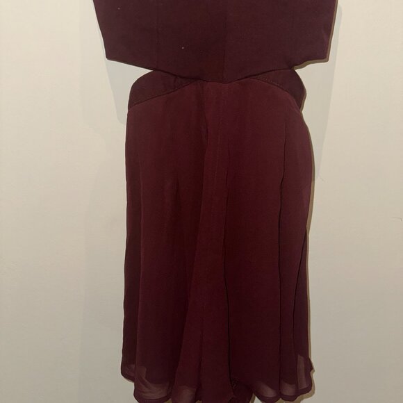 Selfie Leslie Burgundy Cutout Romper - Picture 2 of 4